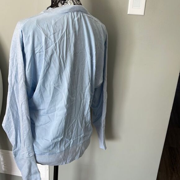 Dolman Sleeve Mix Media Sweater NEW - Picture 2 of 3